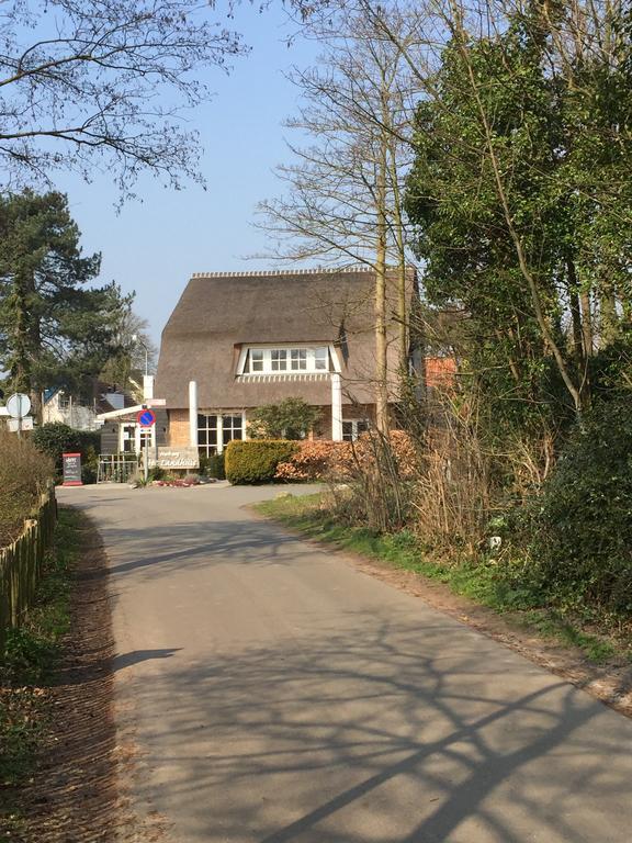 Herberg Het Landhuis Schoorl Bagian luar foto